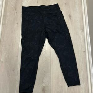 XL never worn leggings